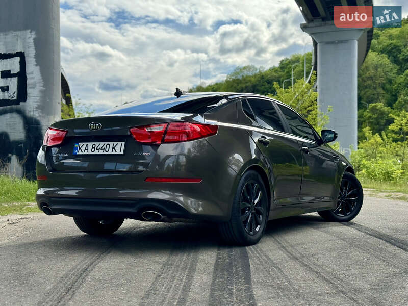 Седан Kia Optima 2013 в Києві