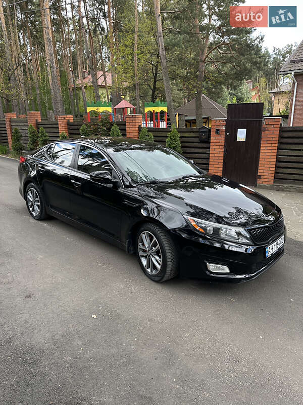 Седан Kia Optima 2013 в Софіївській Борщагівці