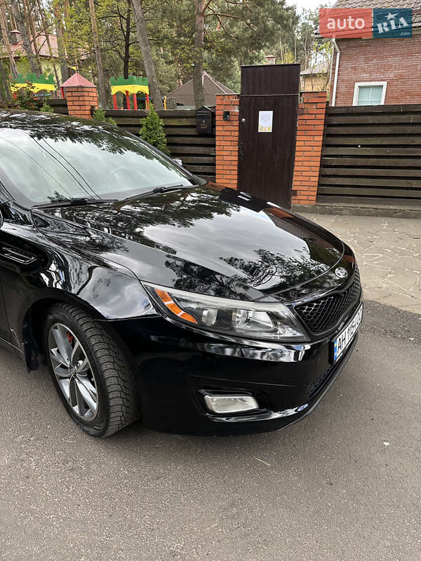 Седан Kia Optima 2013 в Софіївській Борщагівці
