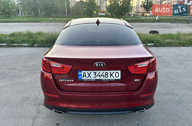 Седан Kia Optima 2013 в 