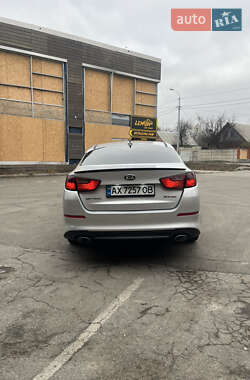 Седан Kia Optima 2014 в 