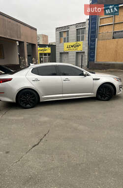 Седан Kia Optima 2014 в 
