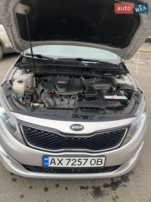 Седан Kia Optima 2014 в Харькове