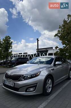 Седан Kia Optima 2015 в Хмельницком