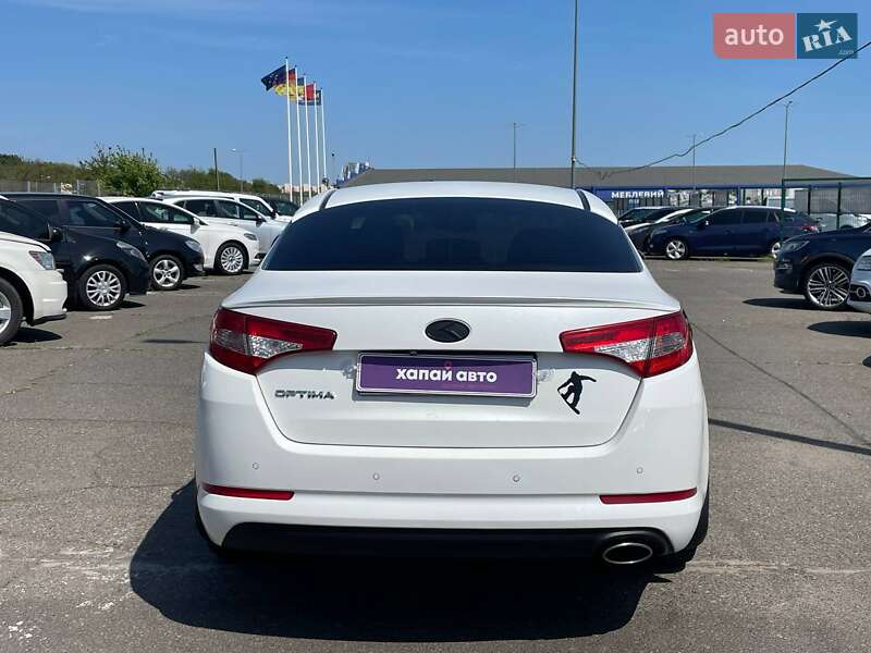 Седан Kia Optima 2013 в Одесі