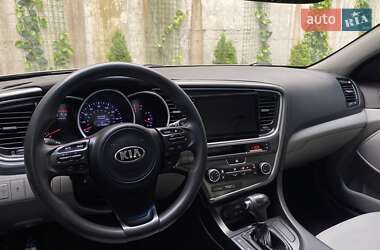 Седан Kia Optima 2014 в 