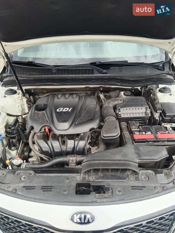 Седан Kia Optima 2015 в Сумах