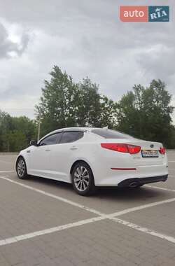 Седан Kia Optima 2015 в Сумах