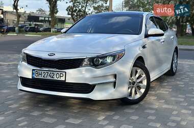 Седан Kia Optima 2016 в Одессе