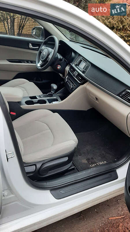 Седан Kia Optima 2016 в Харькове фото 12 Седан Kia Optima 2016 в Харькове