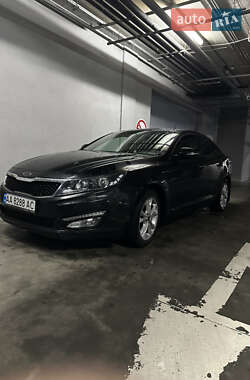 Седан Kia Optima 2012 в Києві