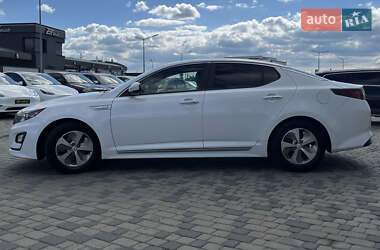 Седан Kia Optima 2015 в 