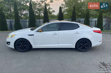 Седан Kia Optima 2012 в 