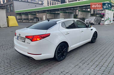 Седан Kia Optima 2012 в 