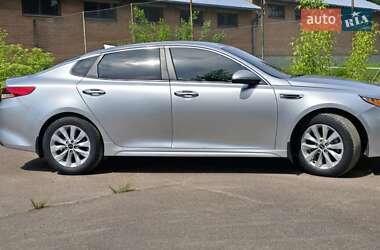 Седан Kia Optima 2017 в 