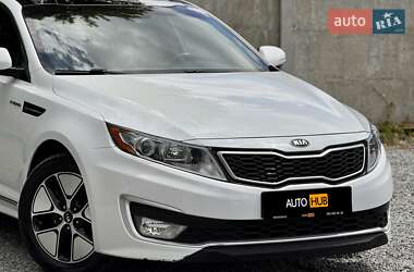 Седан Kia Optima 2013 в 