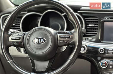 Седан Kia Optima 2013 в 