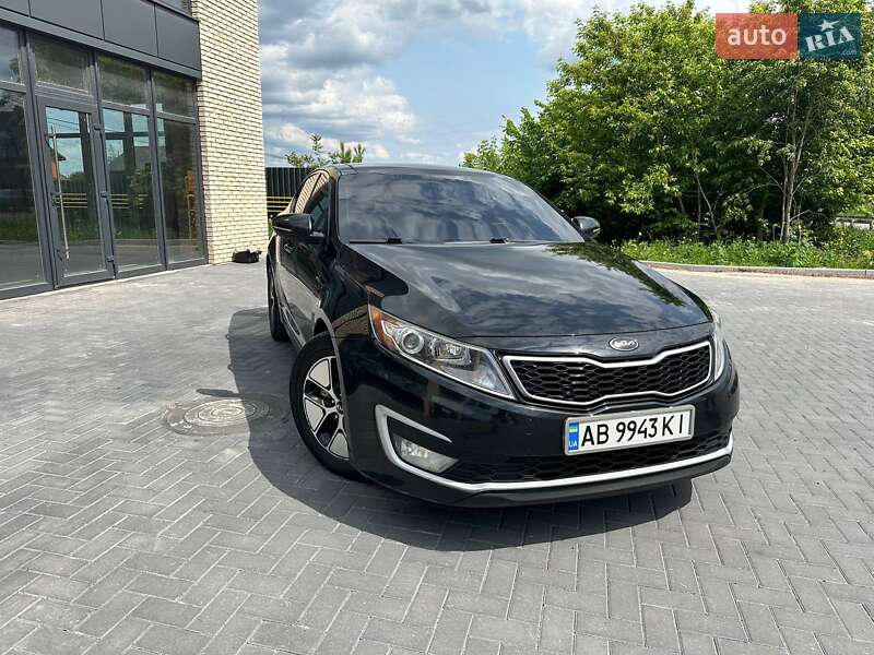 Седан Kia Optima 2012 в 