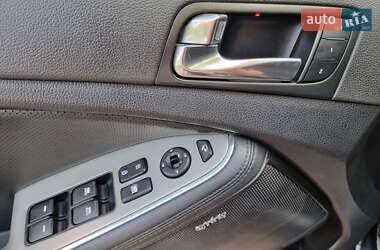 Седан Kia Optima 2014 в 