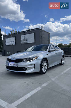 Седан Kia Optima 2016 в Києві