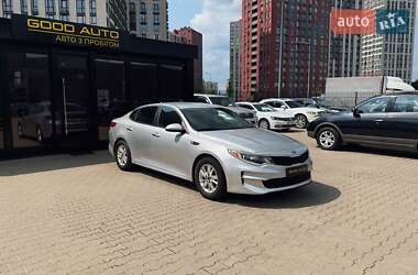 Седан Kia Optima 2017 в Києві