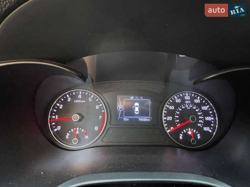 Седан Kia Optima 2016 в Буче