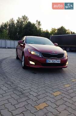 Седан Kia Optima 2015 в 