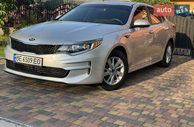 Седан Kia Optima 2017 в Христиновке