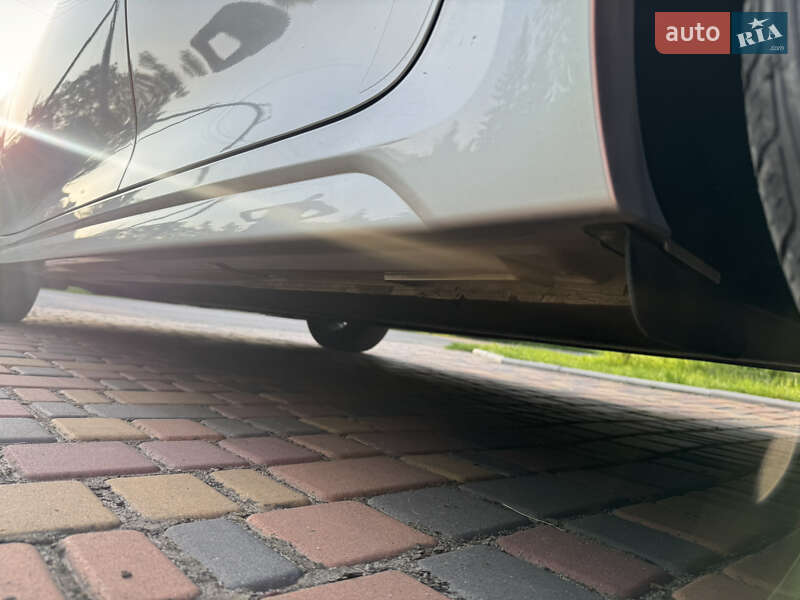 Седан Kia Optima 2017 в Умані