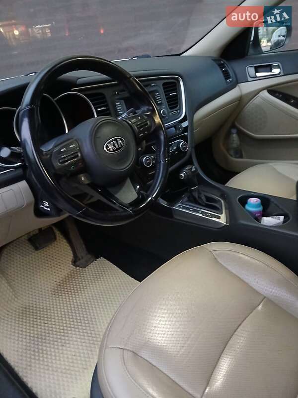 Седан Kia Optima 2014 в Виннице
