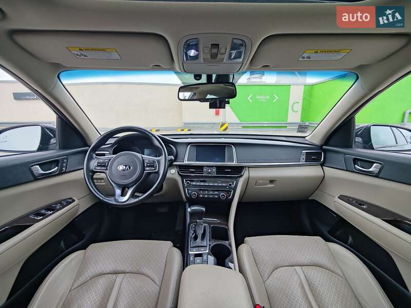 Седан Kia Optima 2017 в Львове