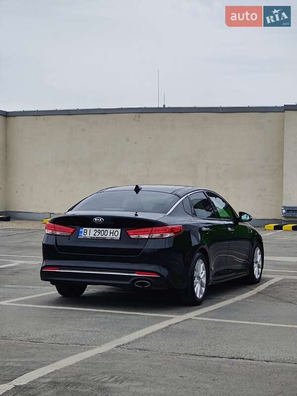 Седан Kia Optima 2017 в Львове