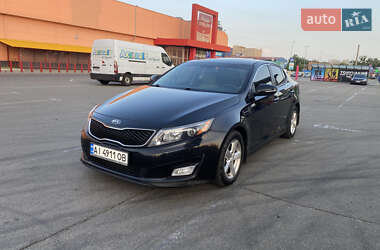 Седан Kia Optima 2015 в Киеве