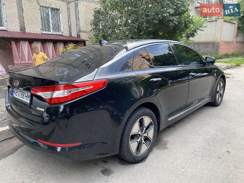 Седан Kia Optima 2011 в Виннице