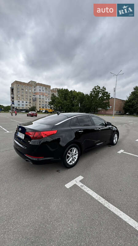 Седан Kia Optima 2013 в Кропивницком