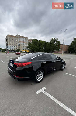Седан Kia Optima 2013 в 
