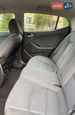 Седан Kia Optima 2014 в Києві