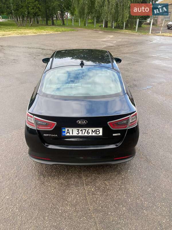 Седан Kia Optima 2014 в Киеве