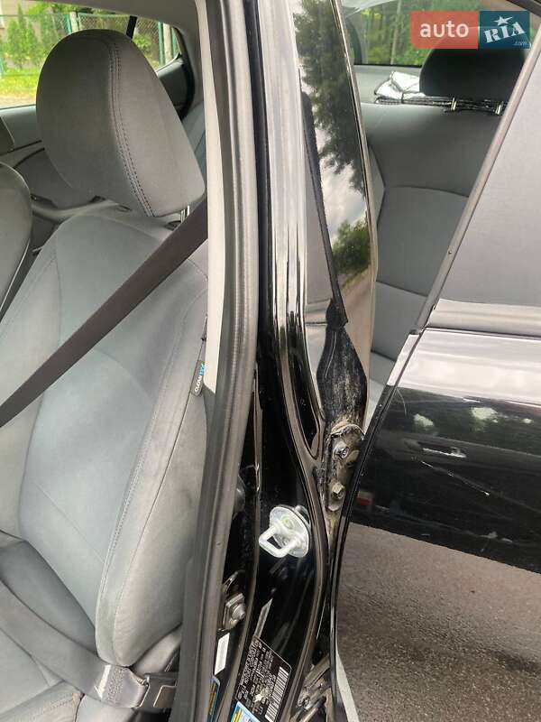 Седан Kia Optima 2014 в Киеве