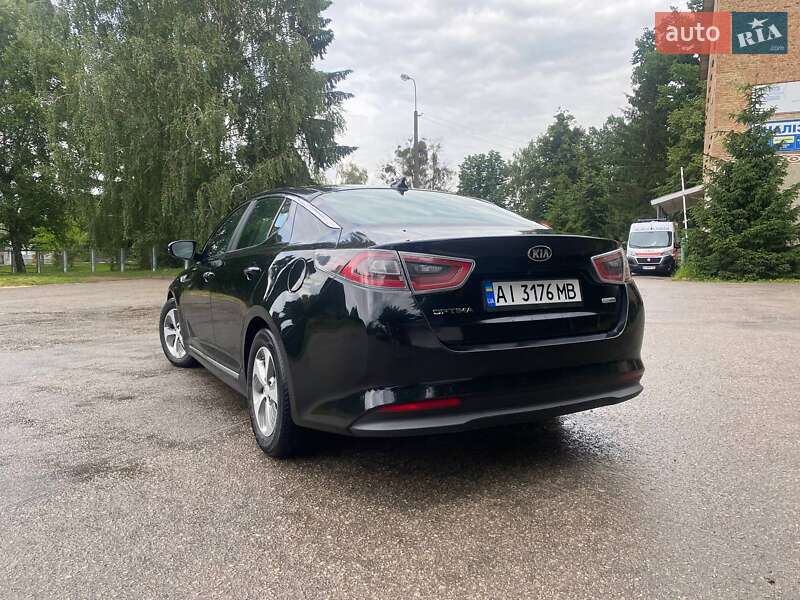 Седан Kia Optima 2014 в Киеве