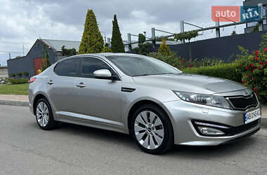 Седан Kia Optima 2012 в Днепре