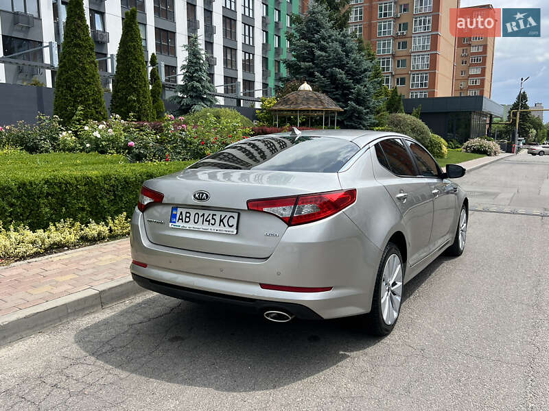 Седан Kia Optima 2012 в Дніпрі
