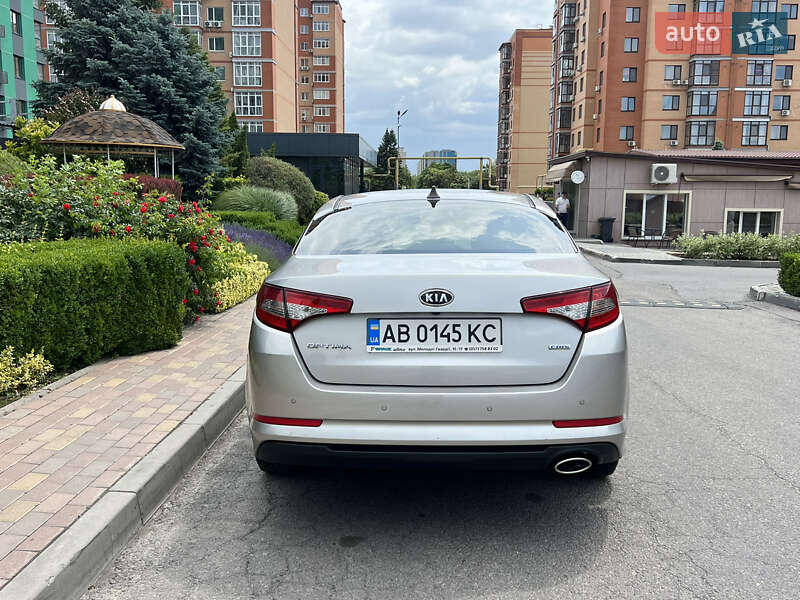 Седан Kia Optima 2012 в Дніпрі
