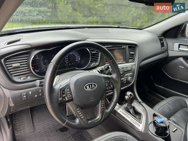Седан Kia Optima 2012 в Дніпрі