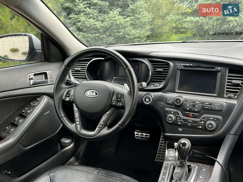 Седан Kia Optima 2012 в Дніпрі