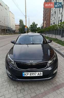 Седан Kia Optima 2015 в 