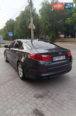 Седан Kia Optima 2015 в 