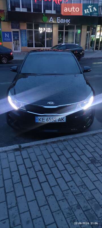 Седан Kia Optima 2017 в Павлограде