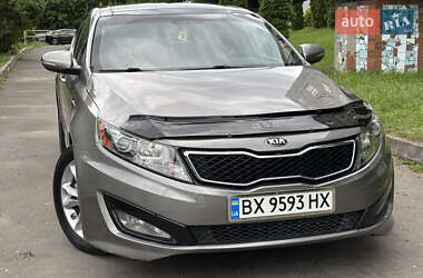 Седан Kia Optima 2012 в 
