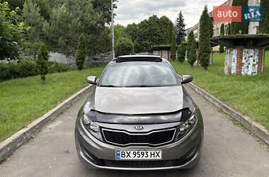 Седан Kia Optima 2012 в 